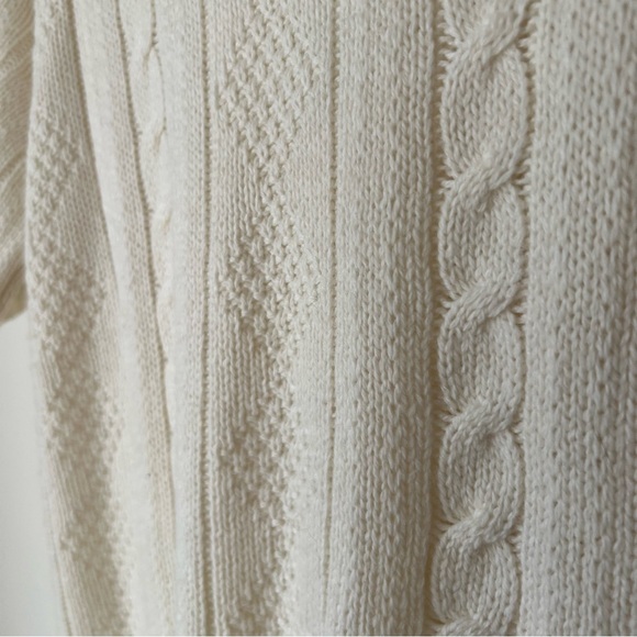Uniqlo White Cream Cableknit Wool Blend Short Sleeve Turtleneck Sweater - Picture 6 of 9